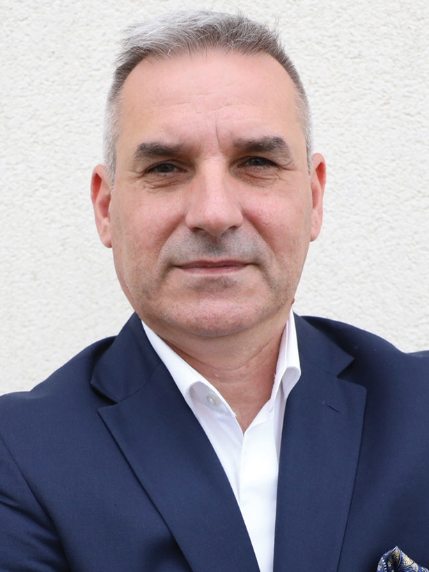 Jacek Zawadzki CEO Q3Code