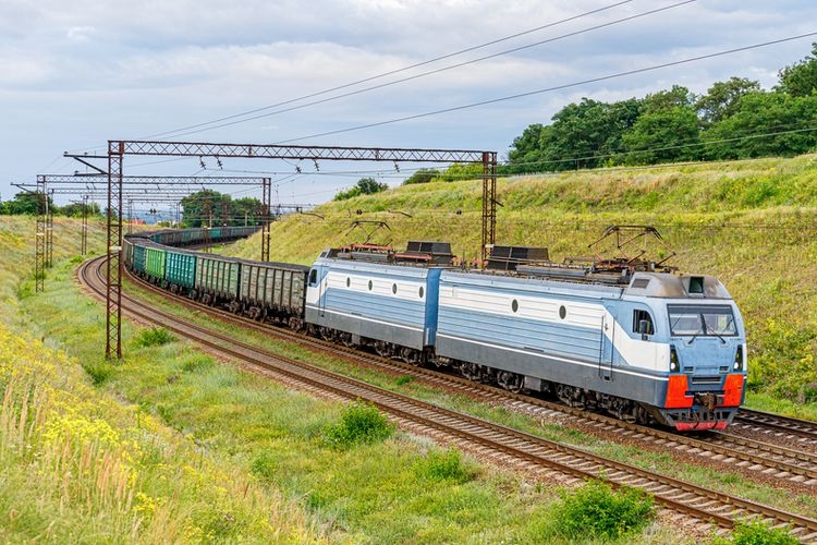 Rola cyfryzacji i optymalizacji kolei w przyszłości transportu intermodalnego