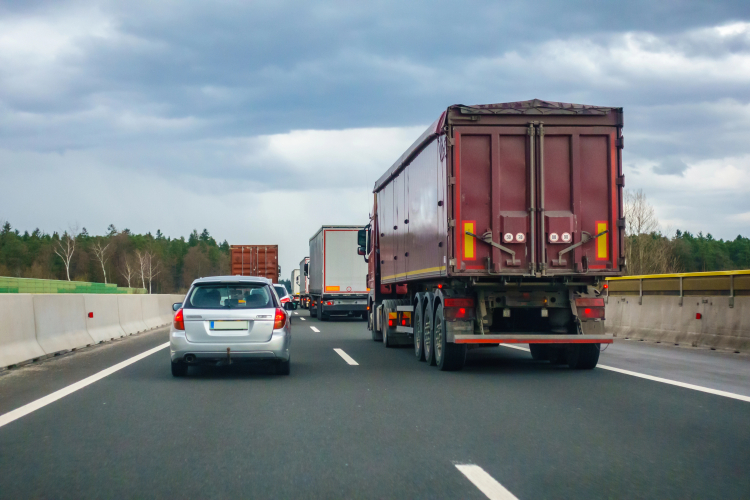 Jak przedłużenie kontroli na granicy z Niemcami wpłynie na sektor TSL?