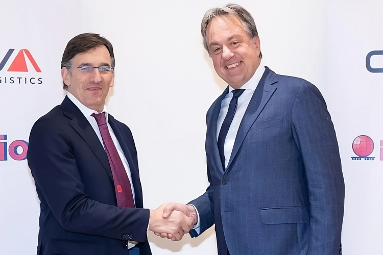 Fernando Bertoni, CEO Grupy Fagioli_St&eacute;phane Armand, vice president project logistics, CEVA Logistics