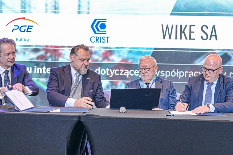 Współpraca przy budowie statków instalacyjnych i serwisowych