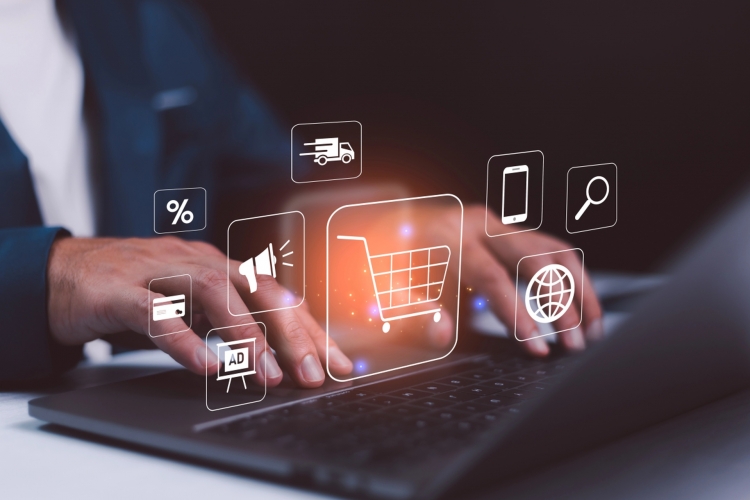 Unia Europejska nakaże e-sklepom ułatwić zwroty