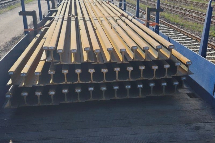 PKP CARGO Transports Rails to Sweden