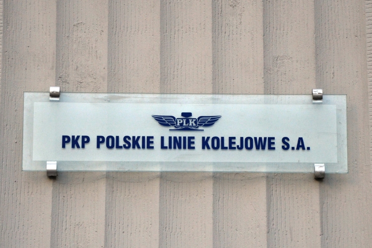 Polskie Linie Kolejowe przejmują sp&oacute;łkę CARGOTOR