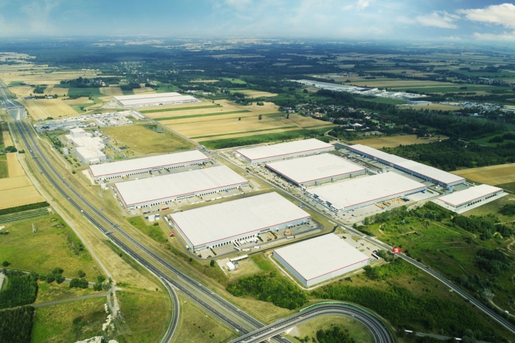 Investa zostaje w SEGRO Logistics Park Stryków