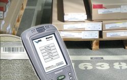 Precyzyjna kompletacja w magazynie Anton Rohr Logistyka