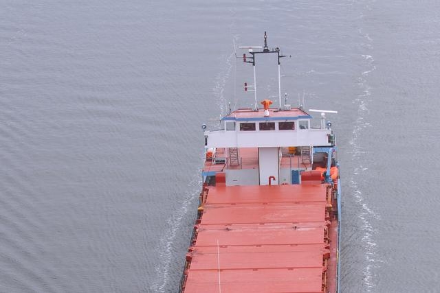 Nowa generacja floty w systemie transportu łamanego na odrzańskiej drodze wodnej