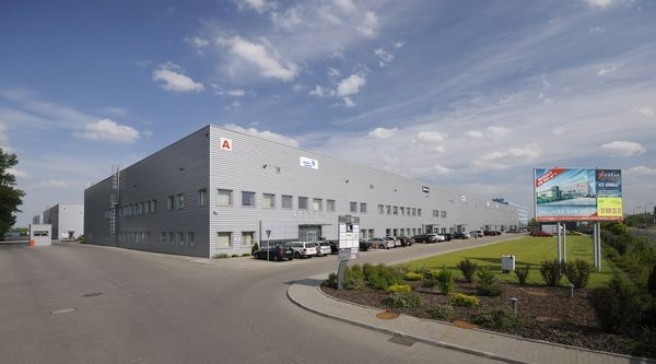 Firma SEGRO nabyła nowoczesne magazyny w Warszawie