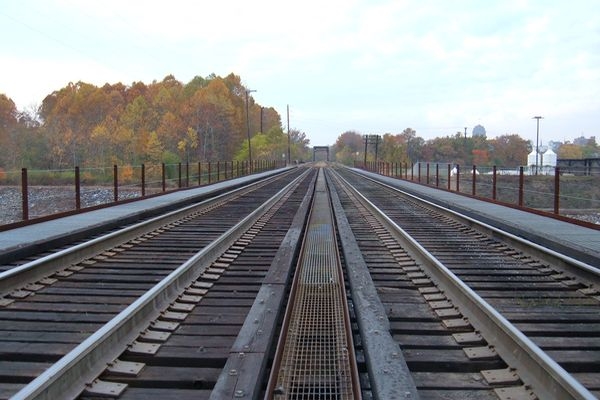 CTL Logistics przewozi 120 metrowe szyny dla AcelorMittal