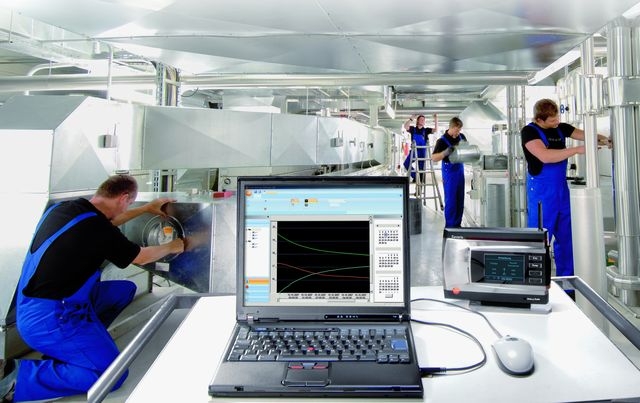 Monitoring temperatury i wilgotności w magazynowaniu i transporcie produktów wrażliwych szczególnie dla farmacji