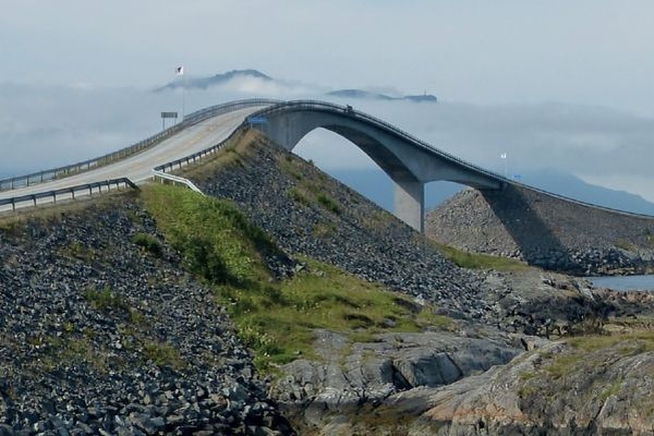 Kurs na Skandynawię – Analizy i prognozy dla rynku TSL 2015