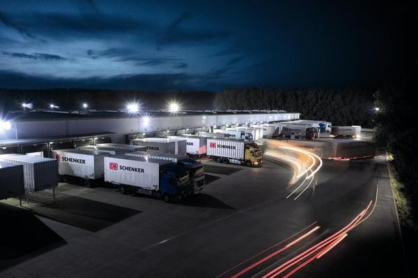 DB Schenker Logistics tworzy zespół dla klientów Automotive