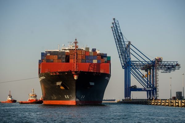 Hong Kong Express w DCT Gdańsk