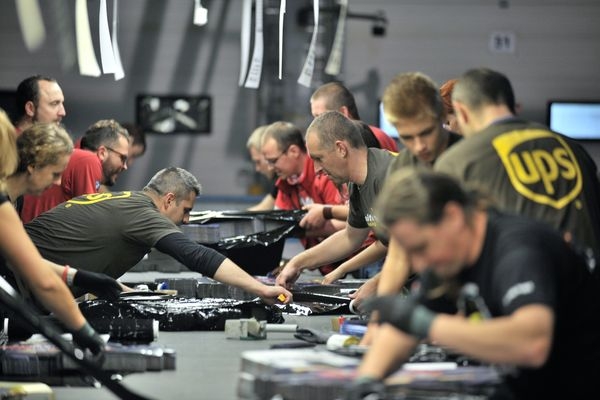 UPS obchodzi miesiąc wolontariatu