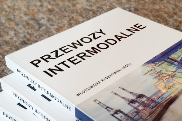 Przewozy intermodalne – nowość „Biblioteki Logistyka” prezentowana podczas Poznańskich Dni Książki nie tylko Naukowej