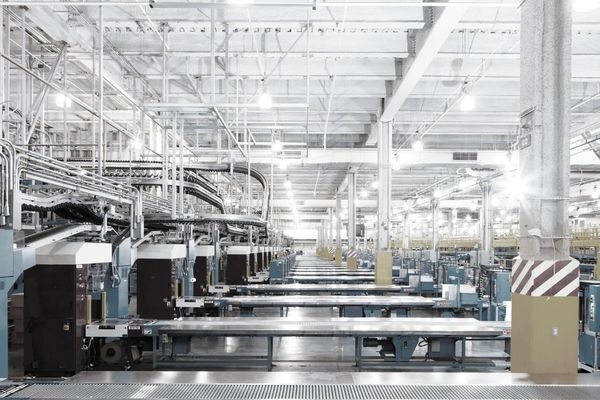 Zebra Technologies rozszerza ofertę rozwiązań lokalizacyjnych dla sektorów przemysłowych