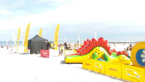 DHL wspiera polskich ratowników WOPR