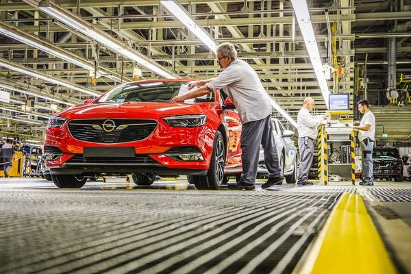 GEFCO wyłącznym partnerem logistycznym marek OPEL i VAUXHALL