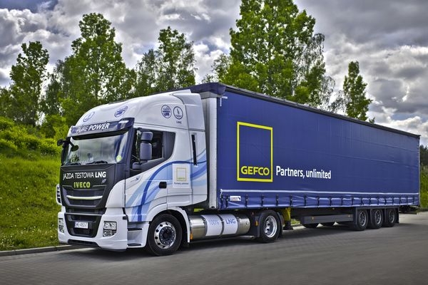 GEFCO testuje ciężarówkę IVECO z jednopaliwowym silnikiem LNG