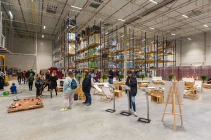 Tłumy w centrum logistycznym Frisco.pl podczas Nocy Innowacji