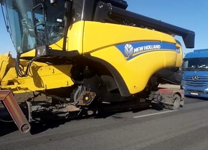 Fracht FWO Polska przewiózł największy kombajn zbożowy na świecie