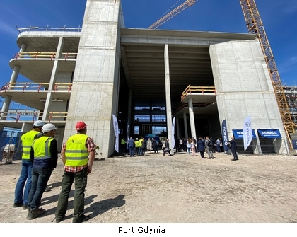 Porty inwestują w terminale promowe