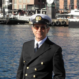 Trwa walka z czasem - Kanał Sueski nadal zablokowany