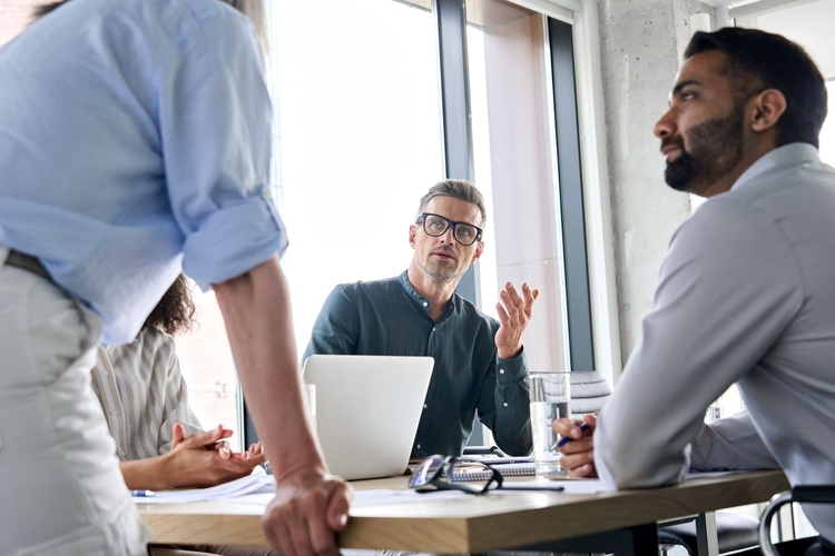 Dlaczego dokumenty papierowe w firmie to już przeszłość?