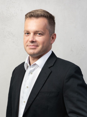 Dawid Jarzębowski,&nbsp;Dyrektor IT,&nbsp;Logifact-Systems