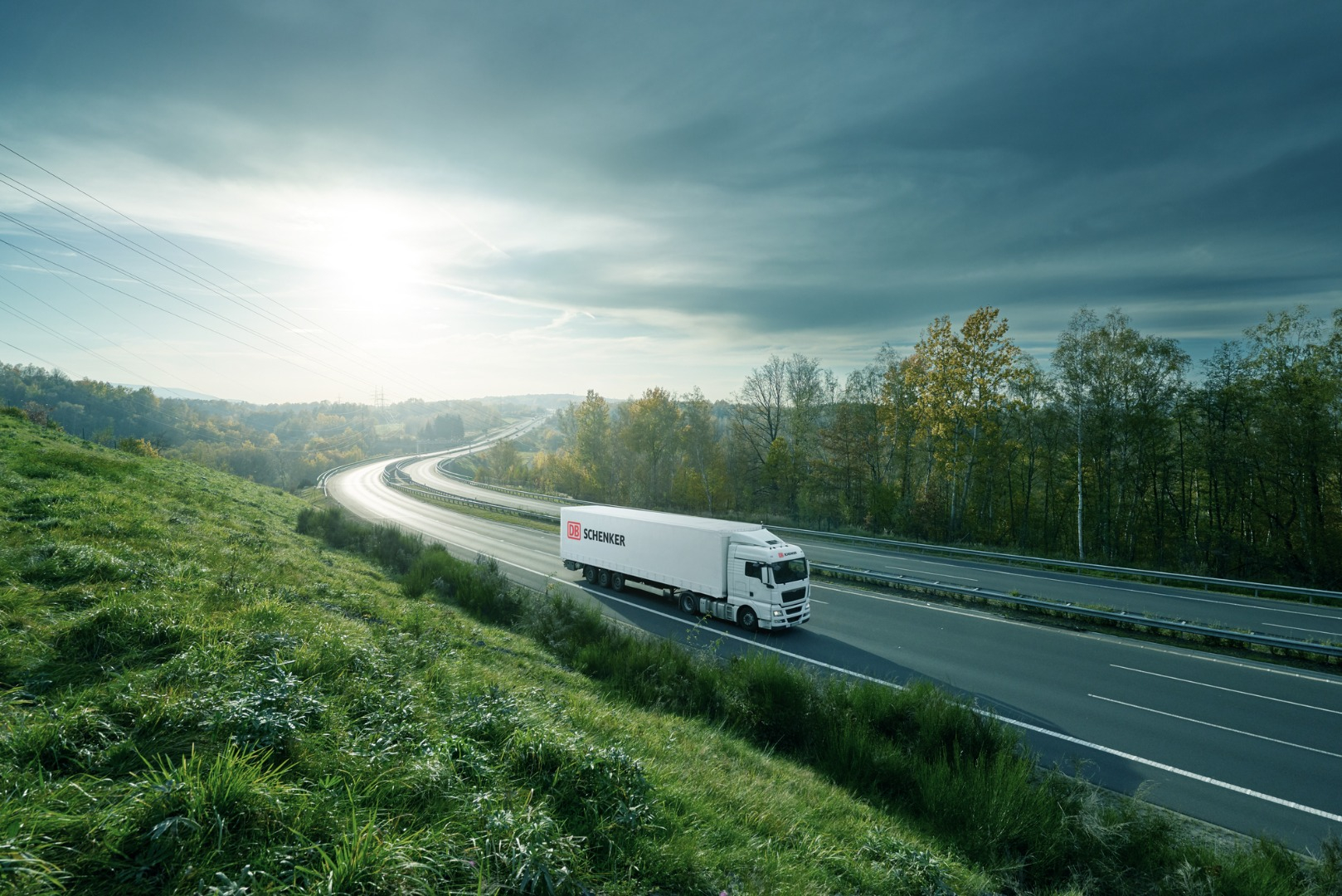 DB Schenker rozszerza usługę premium