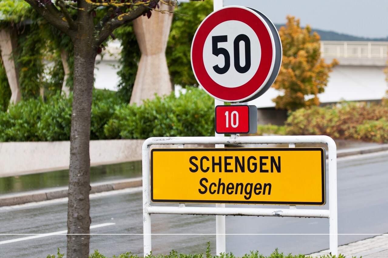 Transash / GutPR / Canva