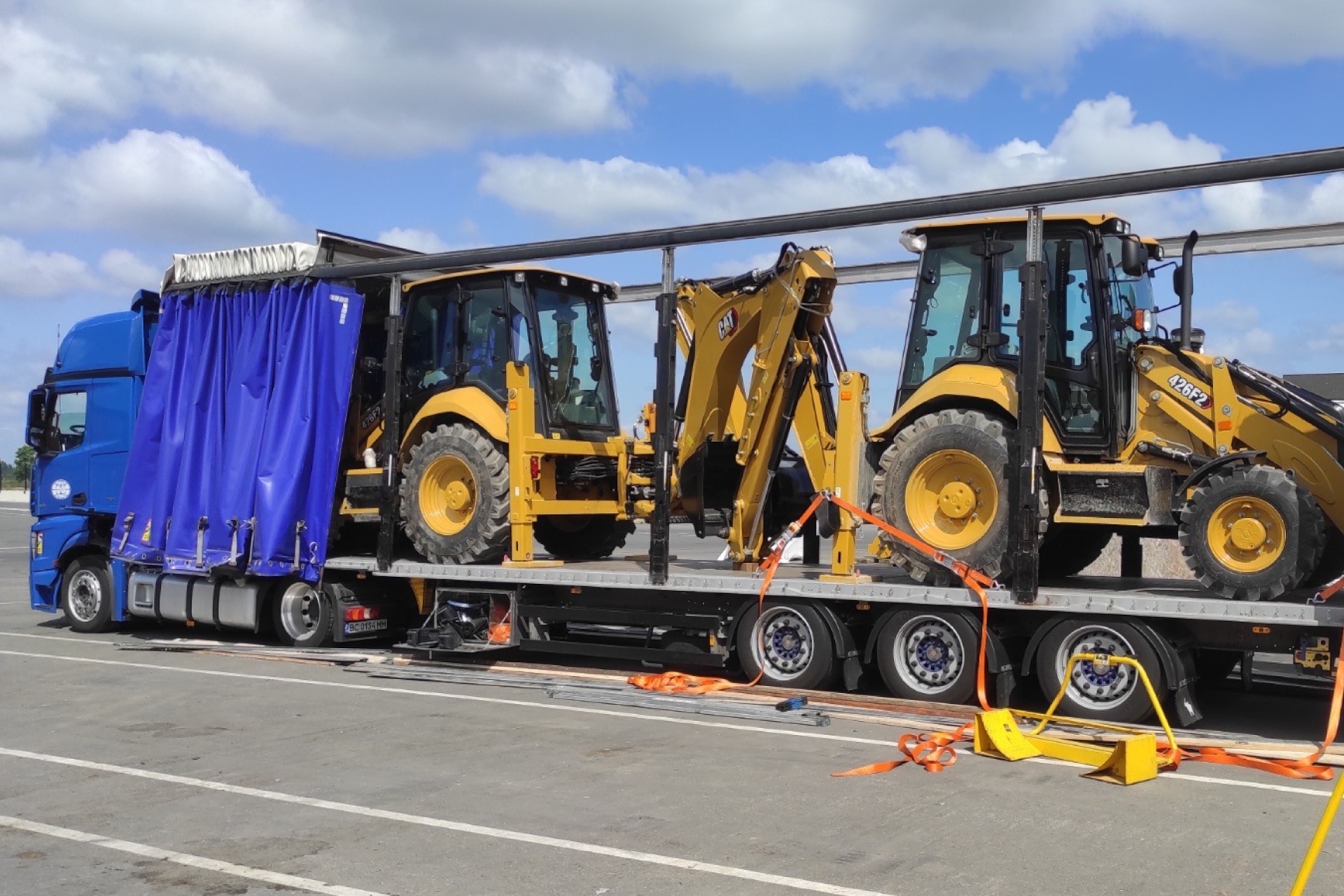 Transport sprzętu z Belgii na Ukrainę