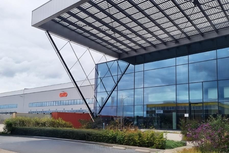 GXO i Revelyst przedłużają i rozszerzają swoje partnerstwo