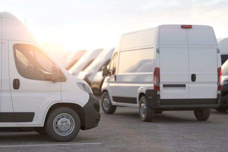 Wybór vana do floty logistycznej - na co zwrócić uwagę przy zakupie?