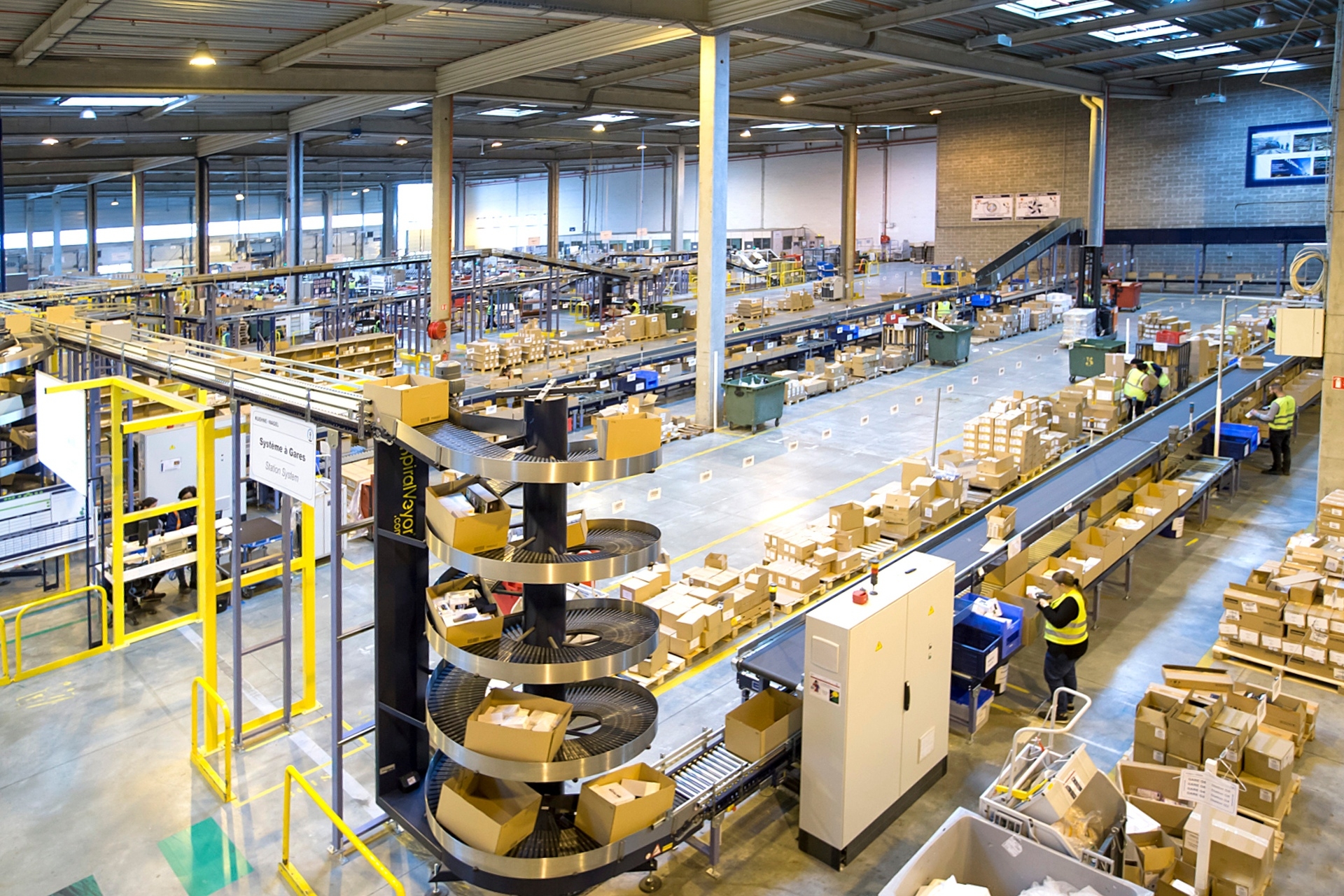 Orange Expands Partnership with Kuehne+Nagel