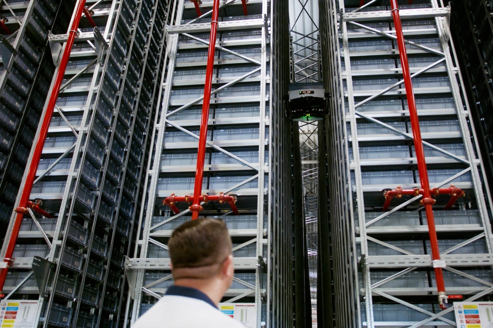Poland’s First Fully Functional Warehouse with Skypod® Robots