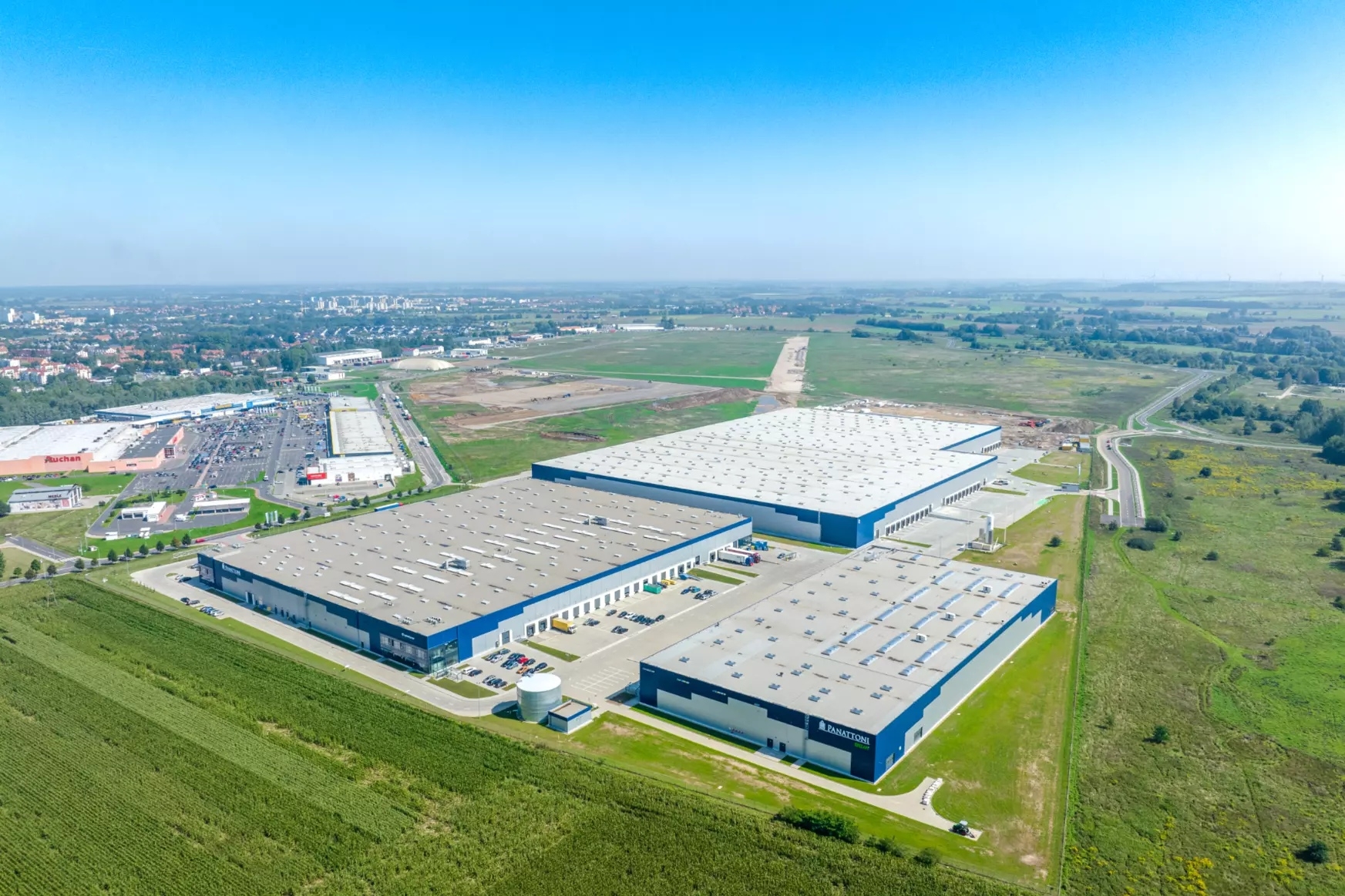 Panattoni z umowami dla giganta z branży modowej