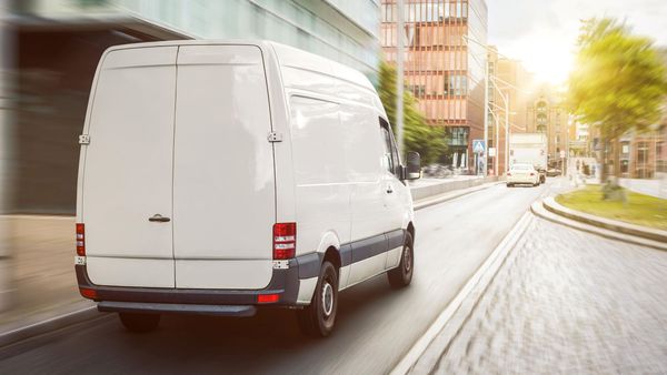 na jakie parametry techniczne zwrocic uwage przy wyborze vana