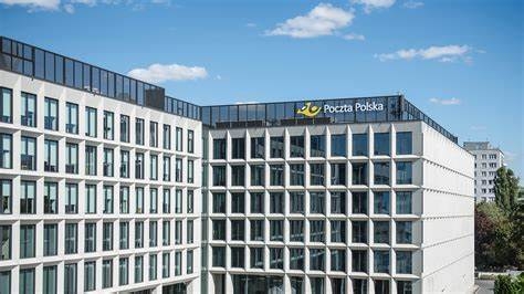 Poczta Polska zacieśnia współpracę z Żabką w zakresie obsługi paczek