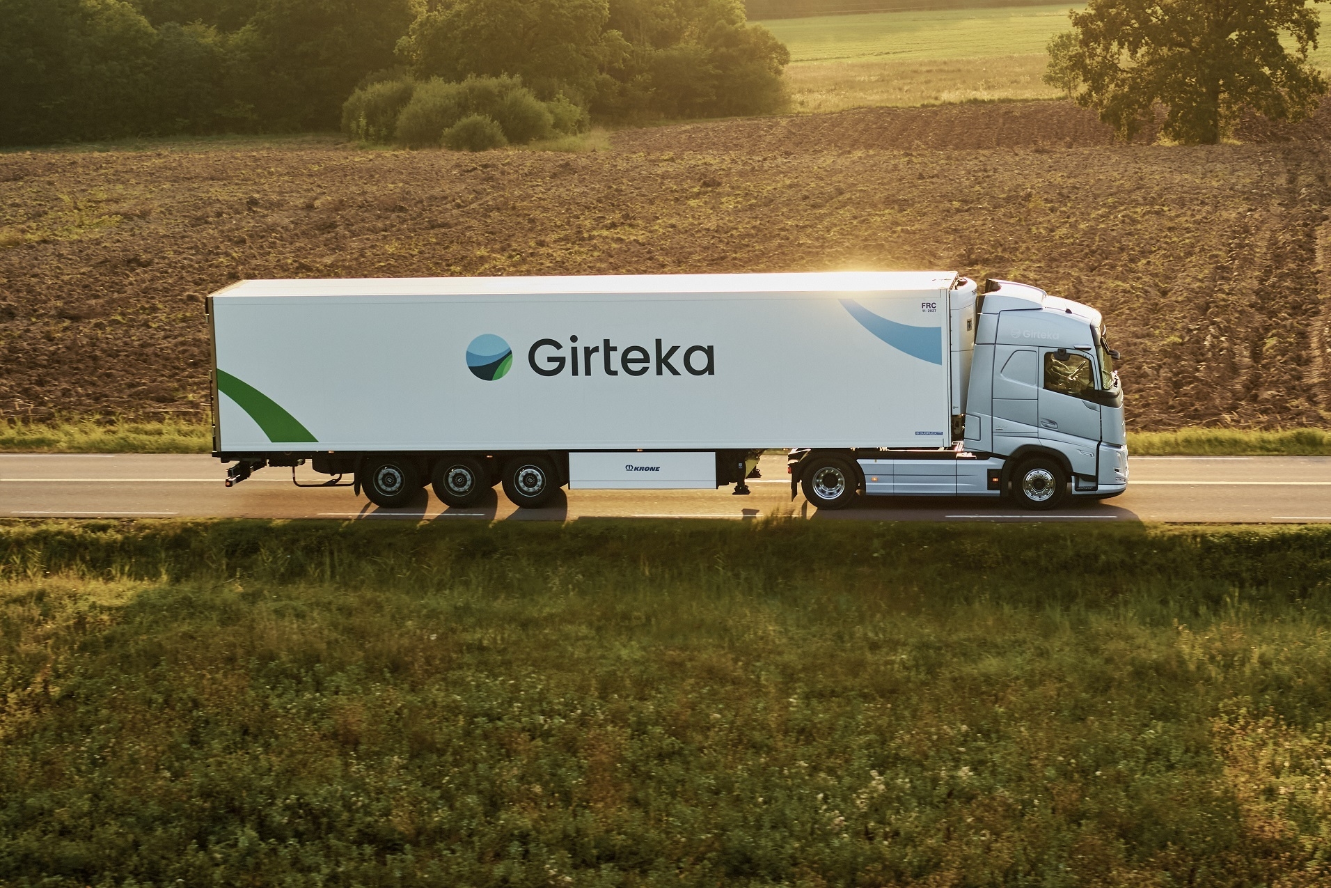 Girteka kupuje 2000 pojazdów Volvo Trucks 