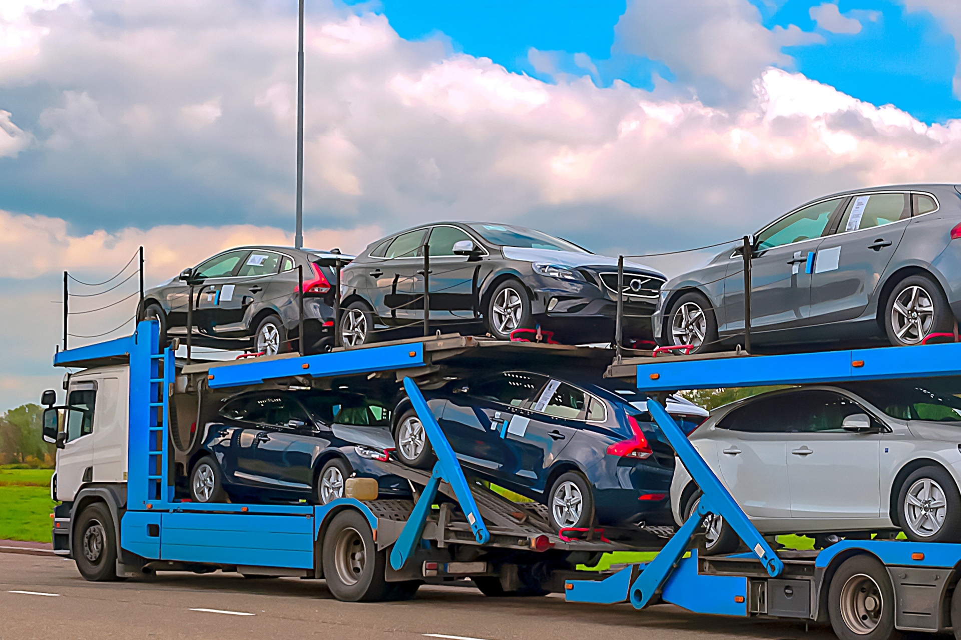 Autotransportery i przewożenie pojazdów w praktyce