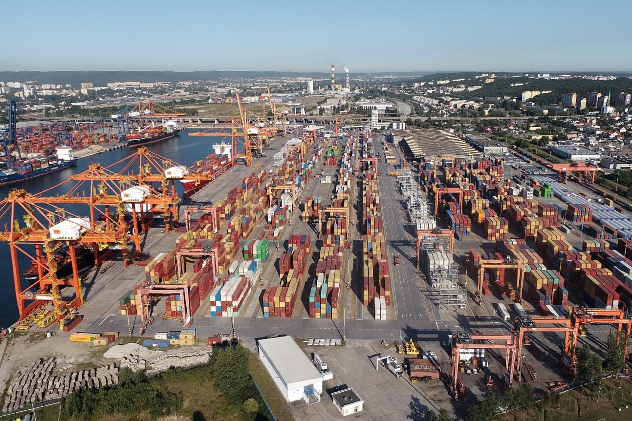 Zarząd Morskiego Portu Gdynia S.A. / T. Urbaniak