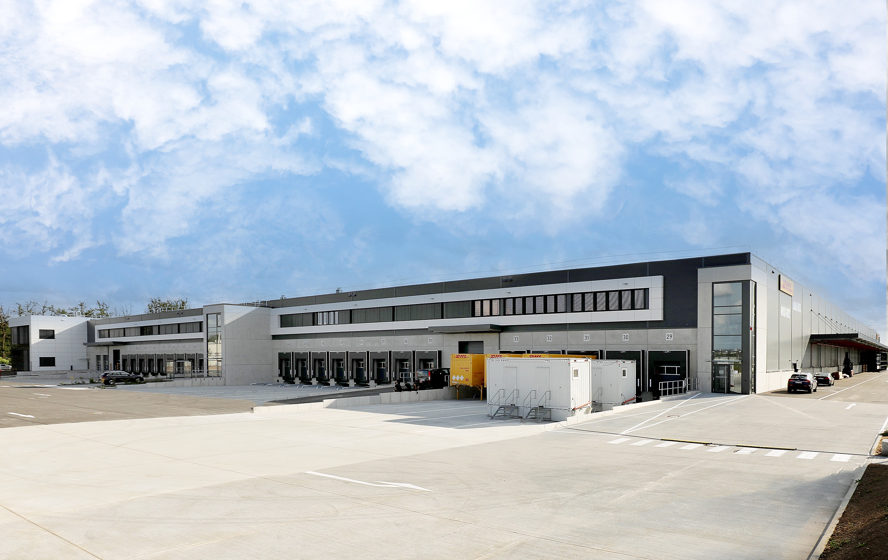 DHL freight warehouse begins full operations in CargoCity South.