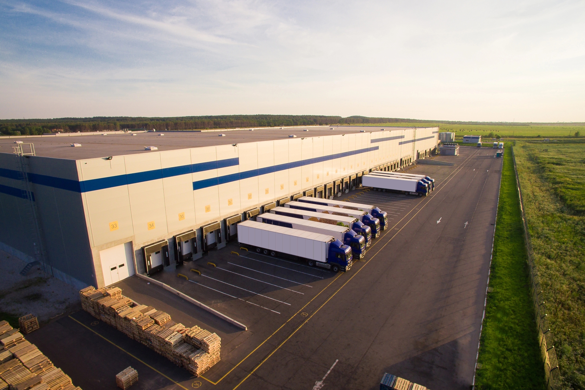 Rynek powierzchni magazynowo-przemysłowych w Polsce za II kwartał 2025 roku