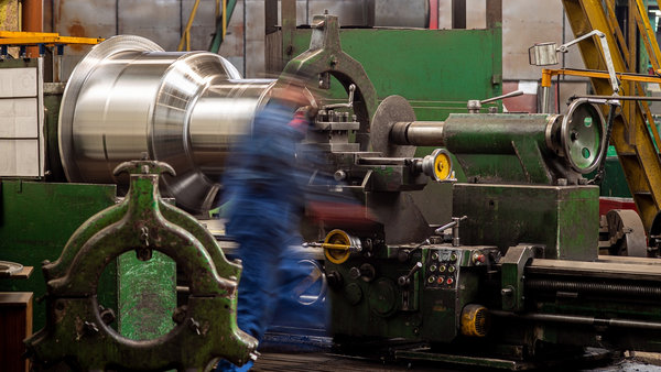 Szybkie identyfikowanie i naprawianie problemów produkcyjnych