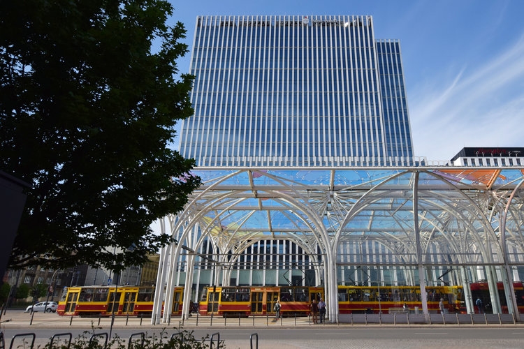 Doradca nieruchomości - klucz do sukcesu w świecie powierzchni komercyjnych