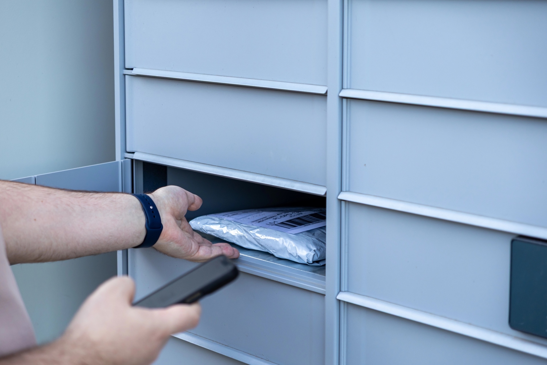 Dostawy e-commerce przynoszą mniej odmów i więcej punktualnych dostaw