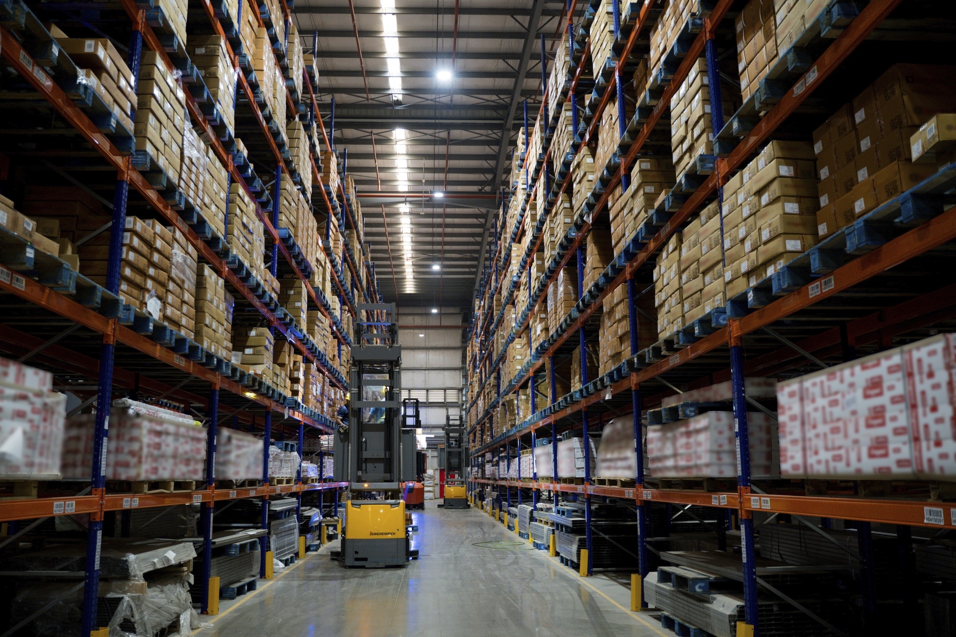 Personalizacja w logistyce e-commerce – case study FM Logistic i Lindt