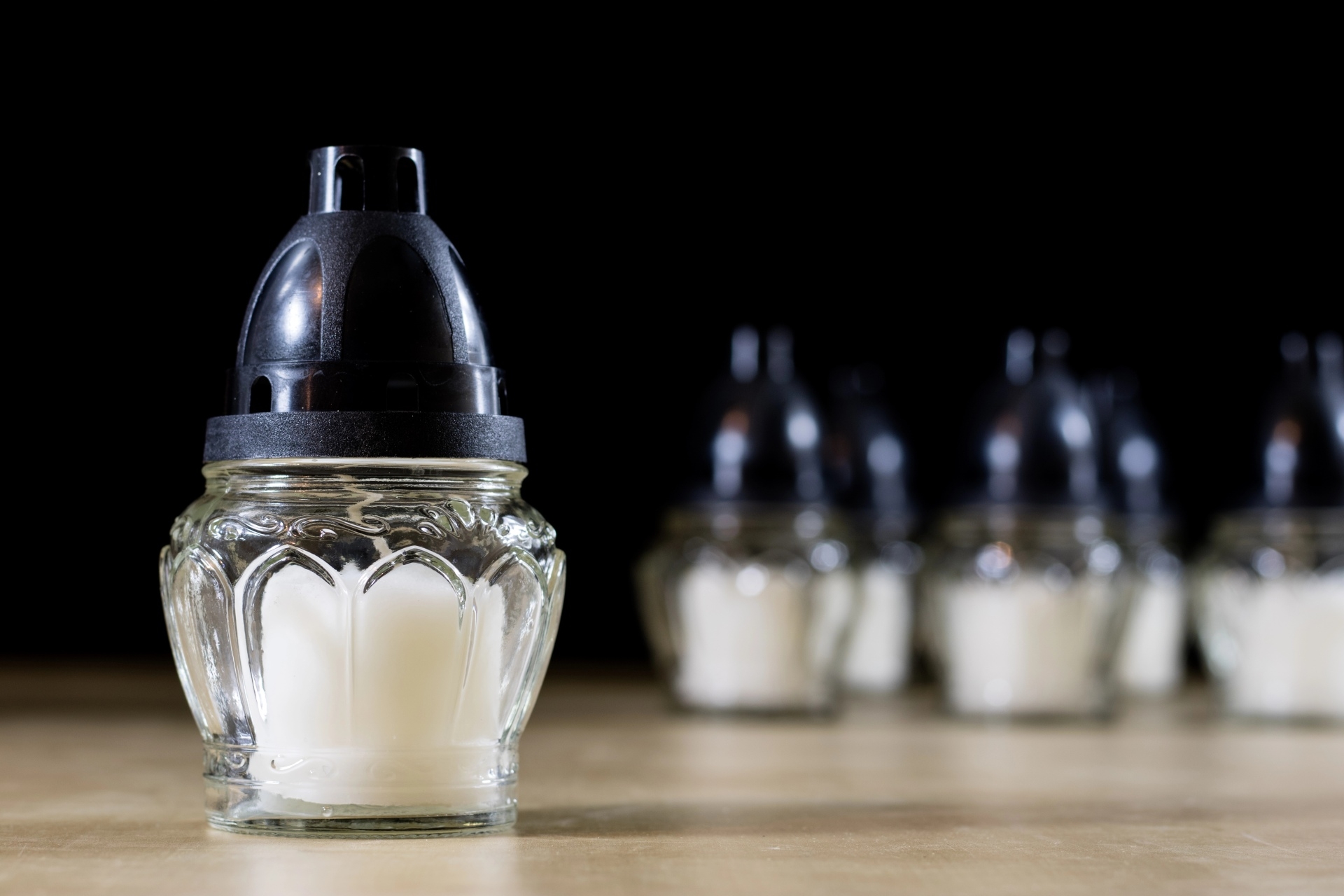 Polska jest największym eksporterem zniczy w Europie