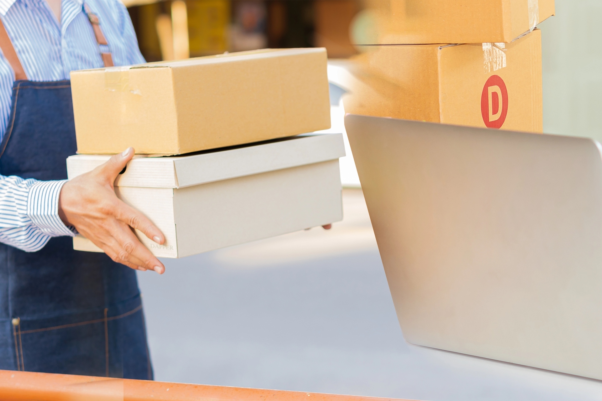 Styczniowy szczyt zwrotów e-commerce okiem platform logistycznych